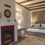 Almondhouse With Fireplace - Adults Only Daire *