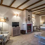Almondhouse With Fireplace - Adults Only Daire *