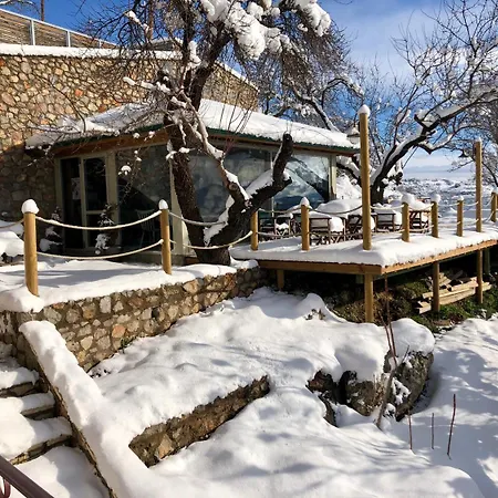 Apartment Almondhouse Suites With Fireplace - Adults Only