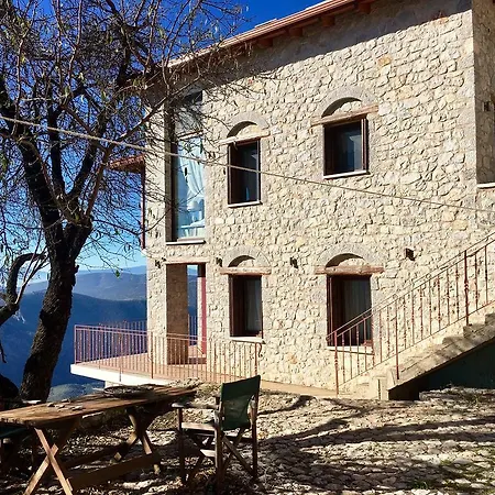 Almondhouse Suites With Fireplace - Adults Only Arachova