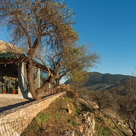 Almondhouse Suites With Fireplace - Adults Only Apartment