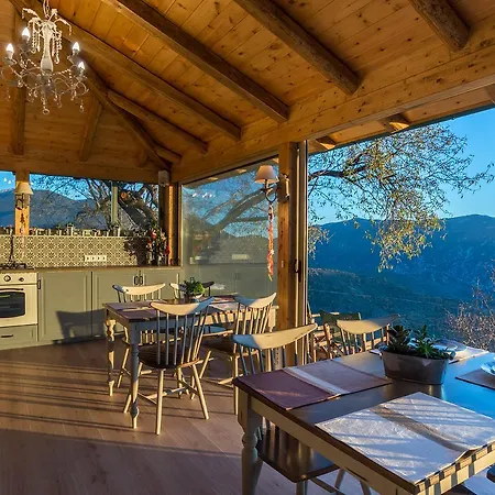 Almondhouse With Fireplace - Adults Only Appartement Arachova