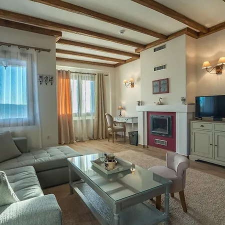 Apartment Almondhouse Suites With Fireplace - Adults Only