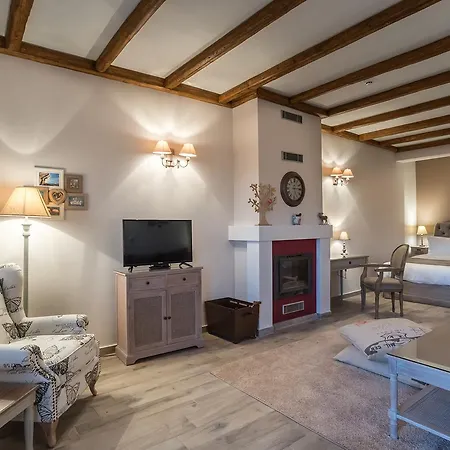 Almondhouse Suites With Fireplace - Adults Only Apartment *