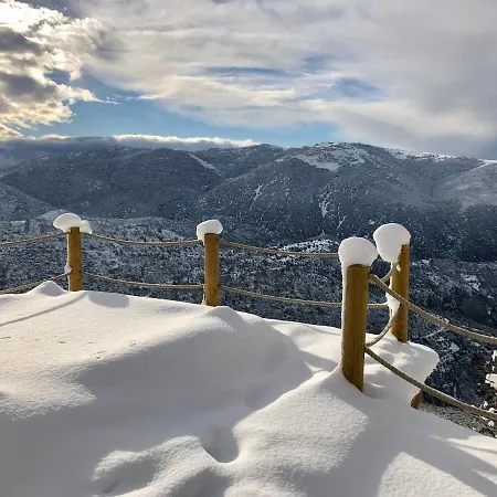 Almondhouse With Fireplace - Adults Only アパート *