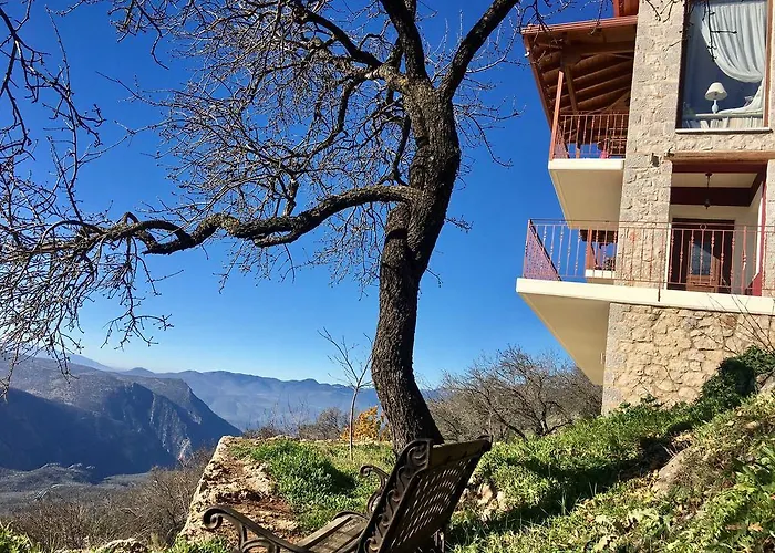 Almondhouse Suites With Fireplace - Adults Only Apartment Arachova