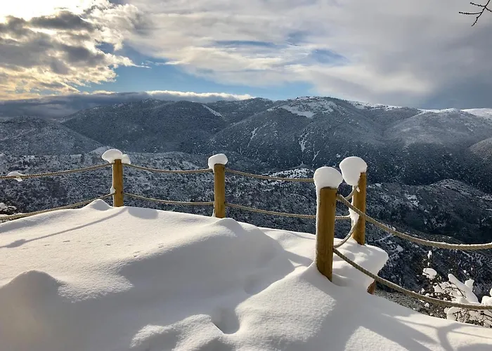 Almondhouse Suites With Fireplace - Adults Only Apartment *